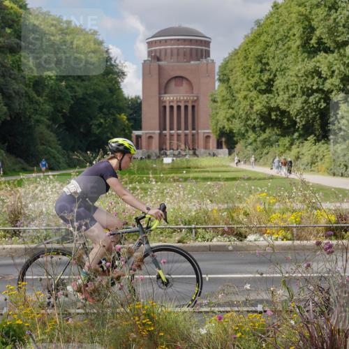 14.09.2025 - Stadtparktriathlon Michael Burmester http://msf.ph/oto/8900888 14.09.2025 13:09:19 Radfahren 1410, 1448 meine-sportfotos.de