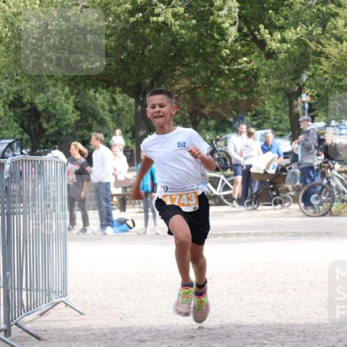 14.09.2025 - Stadtparktriathlon Strokosch-Dieckow http://msf.ph/oto/8900897 14.09.2025 14:42:03 Ziel 1722, 1743 meine-sportfotos.de