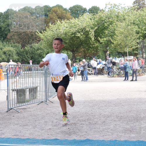 14.09.2025 - Stadtparktriathlon Strokosch-Dieckow http://msf.ph/oto/8900904 14.09.2025 14:42:04 Ziel 1743 meine-sportfotos.de