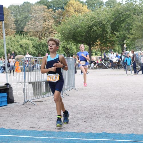 14.09.2025 - Stadtparktriathlon Strokosch-Dieckow http://msf.ph/oto/8900920 14.09.2025 14:42:15 Ziel 1698, 1747 meine-sportfotos.de