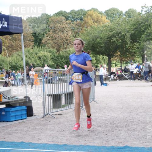 14.09.2025 - Stadtparktriathlon Strokosch-Dieckow http://msf.ph/oto/8900930 14.09.2025 14:42:17 Ziel 1698, 1747 meine-sportfotos.de