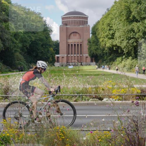 14.09.2025 - Stadtparktriathlon Michael Burmester http://msf.ph/oto/8900939 14.09.2025 13:10:01 Radfahren 1447, 1453 meine-sportfotos.de