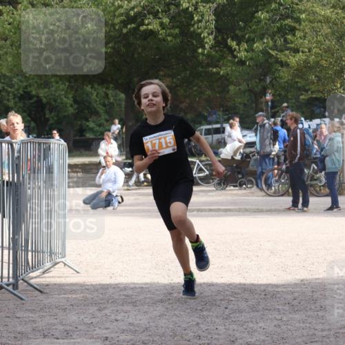 14.09.2025 - Stadtparktriathlon Strokosch-Dieckow http://msf.ph/oto/8900940 14.09.2025 14:42:50 Ziel 1715, 1750, 1779 meine-sportfotos.de