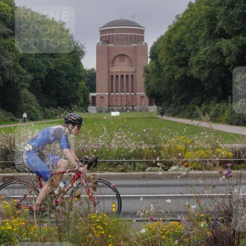 14.09.2025 - Stadtparktriathlon Michael Burmester http://msf.ph/oto/8900958 14.09.2025 09:21:55 Radfahren 337, 354, 357, 430, 451, 458, 504 meine-sportfotos.de