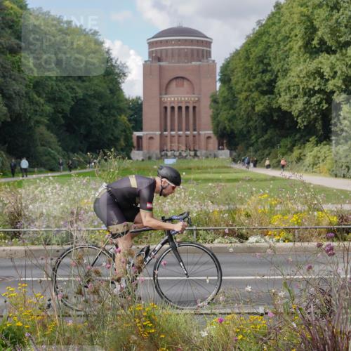 14.09.2025 - Stadtparktriathlon Michael Burmester http://msf.ph/oto/8900959 14.09.2025 13:10:16 Radfahren 1349, 1384, 1403, 1436, 1438, 1439, 1467, 1480, 1488, 1499, 1501, 1508 meine-sportfotos.de