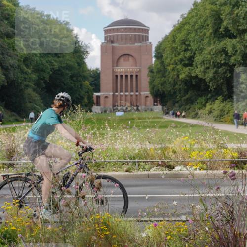 14.09.2025 - Stadtparktriathlon Michael Burmester http://msf.ph/oto/8900982 14.09.2025 13:10:24 Radfahren 1349, 1387, 1436, 1438, 1439, 1467, 1488, 1489, 1499, 1501 meine-sportfotos.de