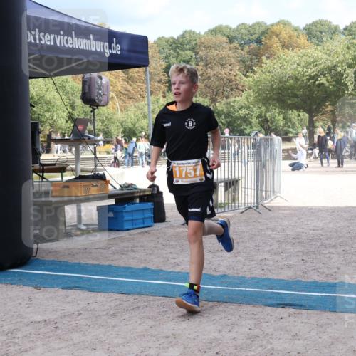 14.09.2025 - Stadtparktriathlon Strokosch-Dieckow http://msf.ph/oto/8900998 14.09.2025 14:43:13 Ziel 1757 meine-sportfotos.de