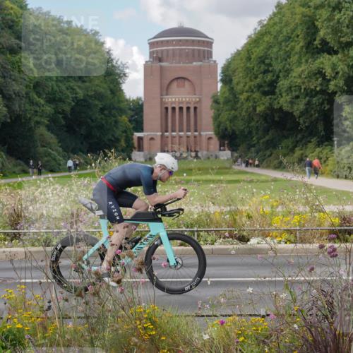 14.09.2025 - Stadtparktriathlon Michael Burmester http://msf.ph/oto/8901002 14.09.2025 13:10:35 Radfahren 1331, 1341, 1342, 1414, 1489, 1510, 1519 meine-sportfotos.de