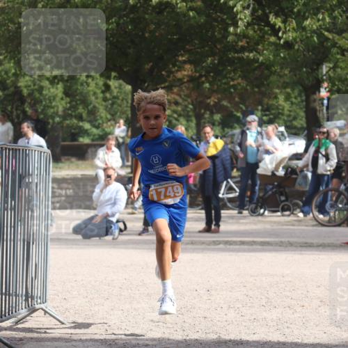 14.09.2025 - Stadtparktriathlon Strokosch-Dieckow http://msf.ph/oto/8901005 14.09.2025 14:43:20 Ziel 1749 meine-sportfotos.de