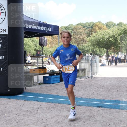 14.09.2025 - Stadtparktriathlon Strokosch-Dieckow http://msf.ph/oto/8901020 14.09.2025 14:43:23 Ziel 1749 meine-sportfotos.de