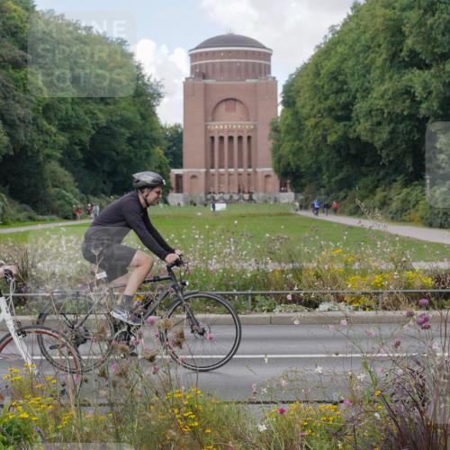 14.09.2025 - Stadtparktriathlon Michael Burmester http://msf.ph/oto/8901049 14.09.2025 13:11:25 Radfahren 1374, 1389, 1463, 1473, 1475, 1497, 1551 meine-sportfotos.de