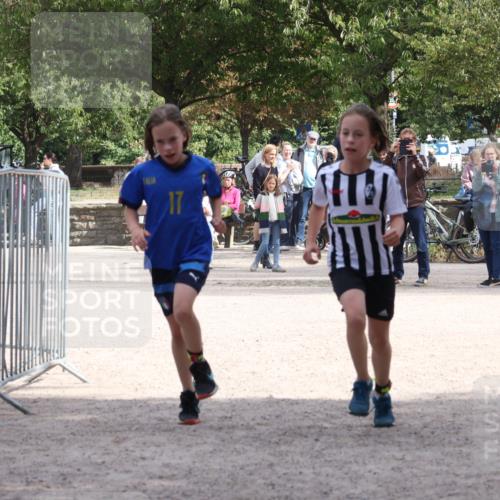 14.09.2025 - Stadtparktriathlon Strokosch-Dieckow http://msf.ph/oto/8901052 14.09.2025 14:43:47 Ziel 1713, 1714 meine-sportfotos.de