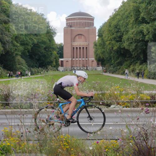 14.09.2025 - Stadtparktriathlon Michael Burmester http://msf.ph/oto/8901105 14.09.2025 13:12:03 Radfahren 1275, 1326, 1357, 1394, 1465, 1472, 1545 meine-sportfotos.de