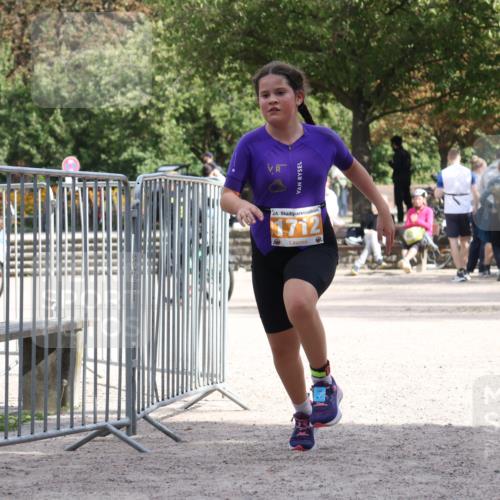 14.09.2025 - Stadtparktriathlon Strokosch-Dieckow http://msf.ph/oto/8901118 14.09.2025 14:45:38 Ziel 1712 meine-sportfotos.de