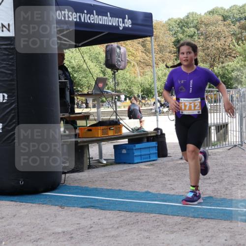14.09.2025 - Stadtparktriathlon Strokosch-Dieckow http://msf.ph/oto/8901128 14.09.2025 14:45:39 Ziel 1712 meine-sportfotos.de