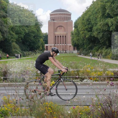 14.09.2025 - Stadtparktriathlon Michael Burmester http://msf.ph/oto/8901131 14.09.2025 13:12:13 Radfahren 1275, 1326, 1429, 1465, 1472, 1511, 1558 meine-sportfotos.de