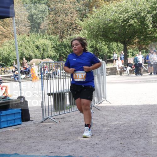 14.09.2025 - Stadtparktriathlon Strokosch-Dieckow http://msf.ph/oto/8901140 14.09.2025 14:47:16 Ziel 1787 meine-sportfotos.de