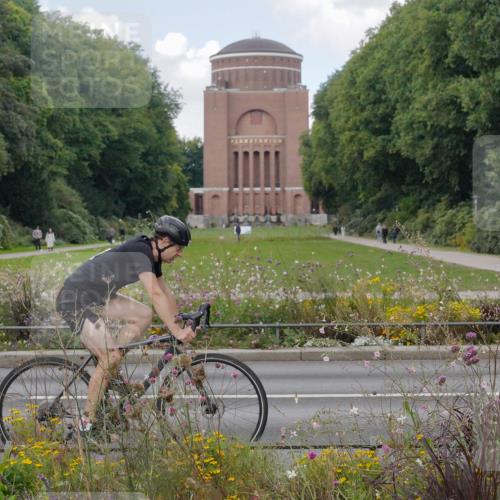 14.09.2025 - Stadtparktriathlon Michael Burmester http://msf.ph/oto/8901154 14.09.2025 13:12:32 Radfahren 1370, 1426, 1494 meine-sportfotos.de