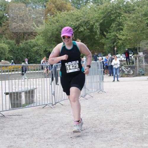 14.09.2025 - Stadtparktriathlon Strokosch-Dieckow http://msf.ph/oto/8901166 14.09.2025 14:58:52 Ziel 1429 meine-sportfotos.de