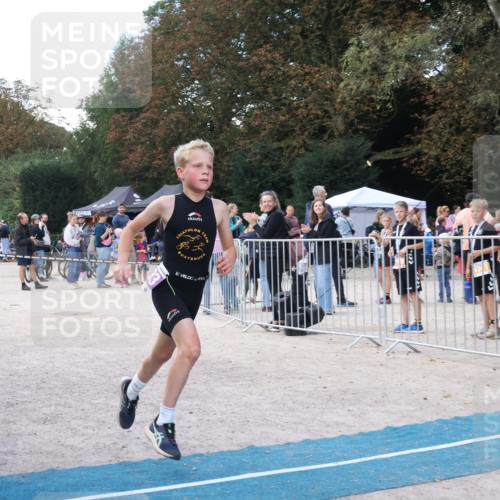 14.09.2025 - Stadtparktriathlon Strokosch-Dieckow http://msf.ph/oto/8901189 14.09.2025 15:01:26 Ziel 1833 meine-sportfotos.de