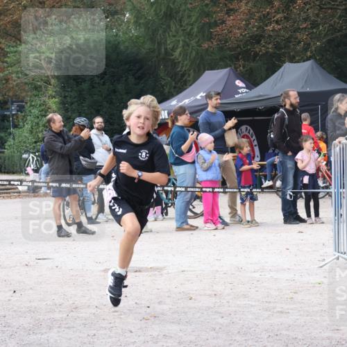 14.09.2025 - Stadtparktriathlon Strokosch-Dieckow http://msf.ph/oto/8901205 14.09.2025 15:01:40 Ziel 1808, 1827, 1841, 1843 meine-sportfotos.de