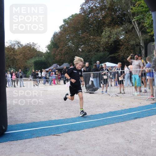 14.09.2025 - Stadtparktriathlon Strokosch-Dieckow http://msf.ph/oto/8901210 14.09.2025 15:01:41 Ziel 1808, 1827, 1841 meine-sportfotos.de