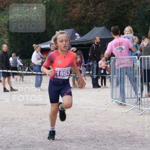 14.09.2025 - Stadtparktriathlon Strokosch-Dieckow http://msf.ph/oto/8901224 14.09.2025 15:02:07 Ziel 1853 meine-sportfotos.de