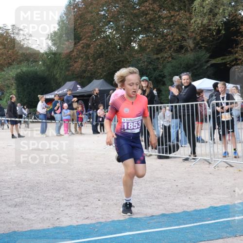 14.09.2025 - Stadtparktriathlon Strokosch-Dieckow http://msf.ph/oto/8901225 14.09.2025 15:02:07 Ziel 1853 meine-sportfotos.de