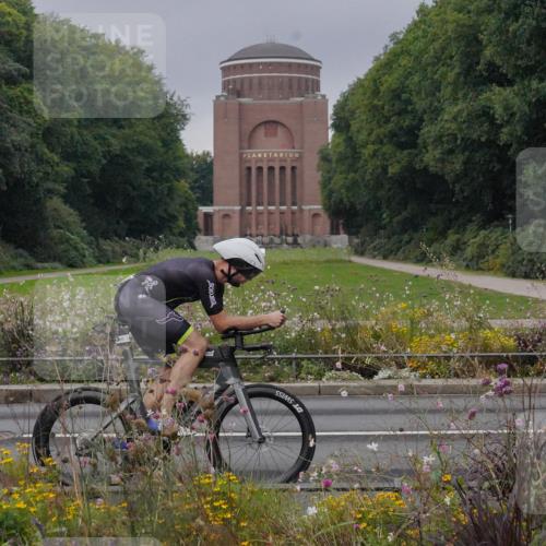 14.09.2025 - Stadtparktriathlon Michael Burmester http://msf.ph/oto/8901239 14.09.2025 09:23:29 Radfahren 313, 319, 325, 360, 369, 436, 463 meine-sportfotos.de