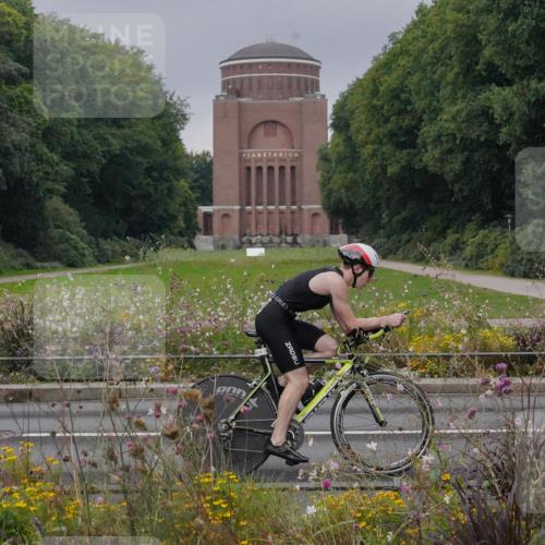 14.09.2025 - Stadtparktriathlon Michael Burmester http://msf.ph/oto/8901248 14.09.2025 09:23:31 Radfahren 313, 319, 325, 350, 360, 369, 399, 436, 463 meine-sportfotos.de