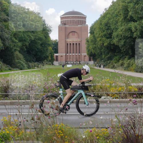 14.09.2025 - Stadtparktriathlon Michael Burmester http://msf.ph/oto/8901253 14.09.2025 13:12:57 Radfahren 1358, 1484, 1490, 1513, 1526, 1546 meine-sportfotos.de