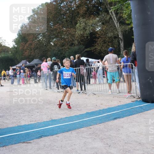 14.09.2025 - Stadtparktriathlon Strokosch-Dieckow http://msf.ph/oto/8901259 14.09.2025 15:02:21 Ziel 1842, 1847, 1858 meine-sportfotos.de