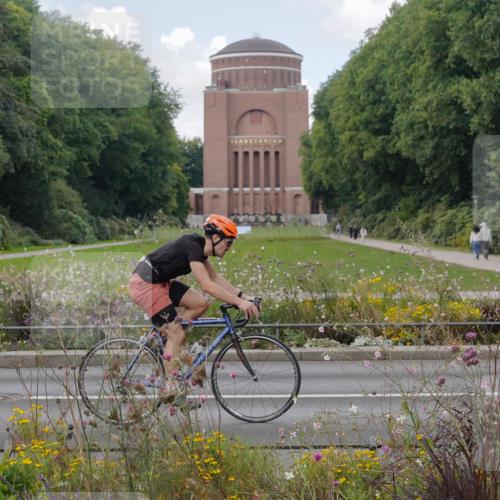 14.09.2025 - Stadtparktriathlon Michael Burmester http://msf.ph/oto/8901260 14.09.2025 13:13:04 Radfahren 1324, 1350, 1490, 1513, 1526 meine-sportfotos.de