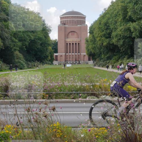 14.09.2025 - Stadtparktriathlon Michael Burmester http://msf.ph/oto/8901290 14.09.2025 13:13:24 Radfahren 1323, 1541 meine-sportfotos.de
