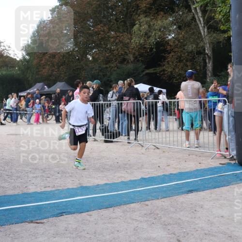 14.09.2025 - Stadtparktriathlon Strokosch-Dieckow http://msf.ph/oto/8901292 14.09.2025 15:02:51 Ziel 1830 meine-sportfotos.de