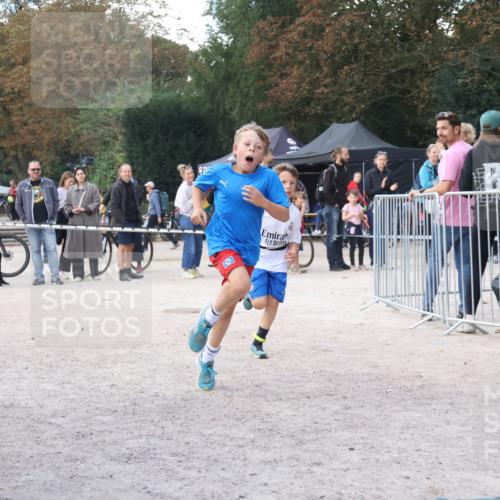 14.09.2025 - Stadtparktriathlon Strokosch-Dieckow http://msf.ph/oto/8901309 14.09.2025 15:02:59 Ziel 1850, 1852 meine-sportfotos.de