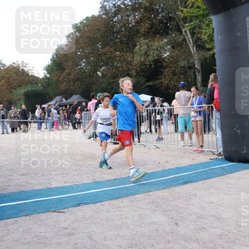14.09.2025 - Stadtparktriathlon Strokosch-Dieckow http://msf.ph/oto/8901314 14.09.2025 15:02:59 Ziel 1850, 1852 meine-sportfotos.de