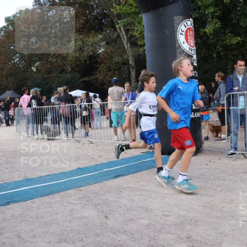 14.09.2025 - Stadtparktriathlon Strokosch-Dieckow http://msf.ph/oto/8901320 14.09.2025 15:03:00 Ziel 1850, 1852 meine-sportfotos.de