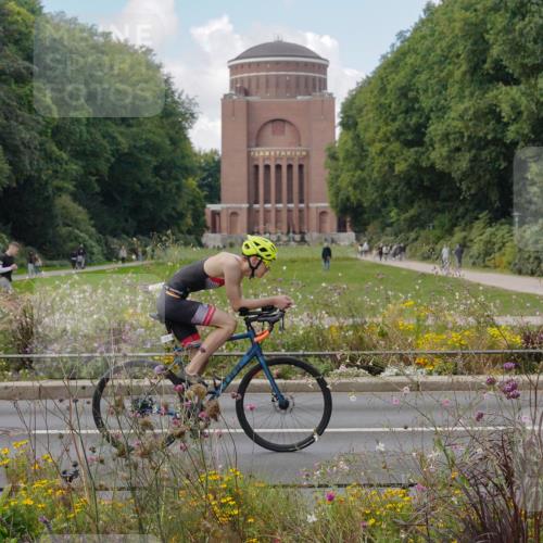 14.09.2025 - Stadtparktriathlon Michael Burmester http://msf.ph/oto/8901347 14.09.2025 13:14:23 Radfahren 1332, 1452, 1495, 1504, 1552 meine-sportfotos.de