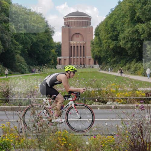 14.09.2025 - Stadtparktriathlon Michael Burmester http://msf.ph/oto/8901401 14.09.2025 13:15:00 Radfahren 1446, 1468, 1469, 1548 meine-sportfotos.de