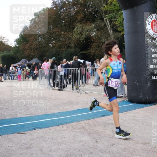 14.09.2025 - Stadtparktriathlon Strokosch-Dieckow http://msf.ph/oto/8901403 14.09.2025 15:03:33 Ziel 1818, 1829, 1840, 1863 meine-sportfotos.de