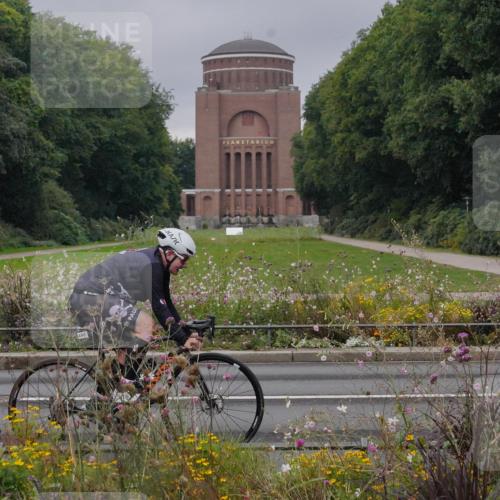 14.09.2025 - Stadtparktriathlon Michael Burmester http://msf.ph/oto/8901423 14.09.2025 09:25:00 Radfahren 332, 440 meine-sportfotos.de