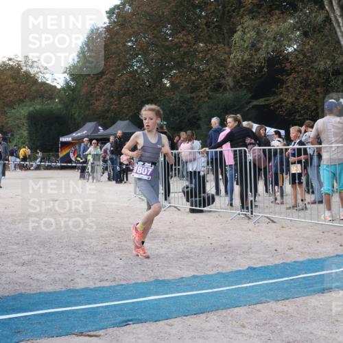 14.09.2025 - Stadtparktriathlon Strokosch-Dieckow http://msf.ph/oto/8901460 14.09.2025 15:04:00 Ziel 1796, 1807 meine-sportfotos.de