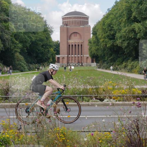 14.09.2025 - Stadtparktriathlon Michael Burmester http://msf.ph/oto/8901466 14.09.2025 13:15:46 Radfahren 1422, 1459, 1474, 1481, 1531, 1542 meine-sportfotos.de