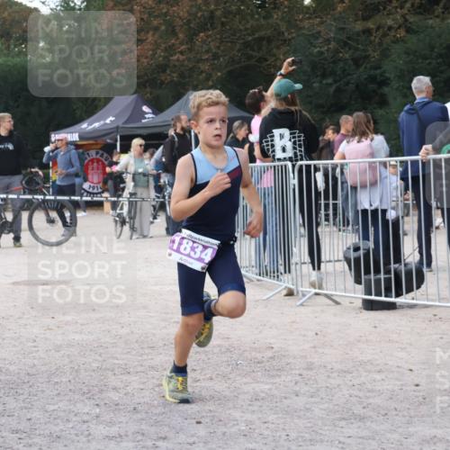 14.09.2025 - Stadtparktriathlon Strokosch-Dieckow http://msf.ph/oto/8901473 14.09.2025 15:04:12 Ziel 1820, 1834, 1851 meine-sportfotos.de