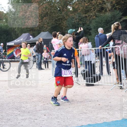 14.09.2025 - Stadtparktriathlon Strokosch-Dieckow http://msf.ph/oto/8901490 14.09.2025 15:04:17 Ziel 1802, 1820, 1828, 1834, 1845, 1851 meine-sportfotos.de