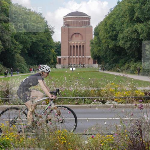 14.09.2025 - Stadtparktriathlon Michael Burmester http://msf.ph/oto/8901506 14.09.2025 13:16:33 Radfahren 1334, 1443, 1496 meine-sportfotos.de