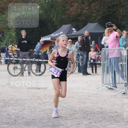 14.09.2025 - Stadtparktriathlon Strokosch-Dieckow http://msf.ph/oto/8901522 14.09.2025 15:04:23 Ziel 1422, 1802, 1820, 1821, 1828, 1836, 1845, 1851 meine-sportfotos.de