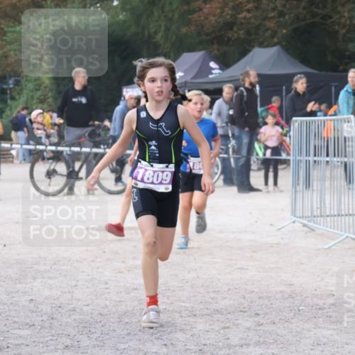 14.09.2025 - Stadtparktriathlon Strokosch-Dieckow http://msf.ph/oto/8901563 14.09.2025 15:04:35 Ziel 1805, 1806, 1809, 1831, 1848, 1857 meine-sportfotos.de