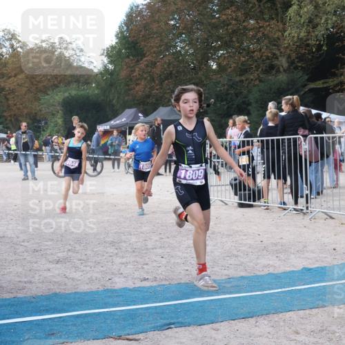 14.09.2025 - Stadtparktriathlon Strokosch-Dieckow http://msf.ph/oto/8901568 14.09.2025 15:04:36 Ziel 1805, 1806, 1809, 1831, 1848, 1857 meine-sportfotos.de